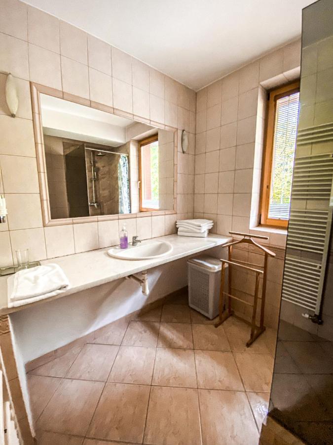 Penzion Teniscentrum Tatranská Lomnica Exteriör bild